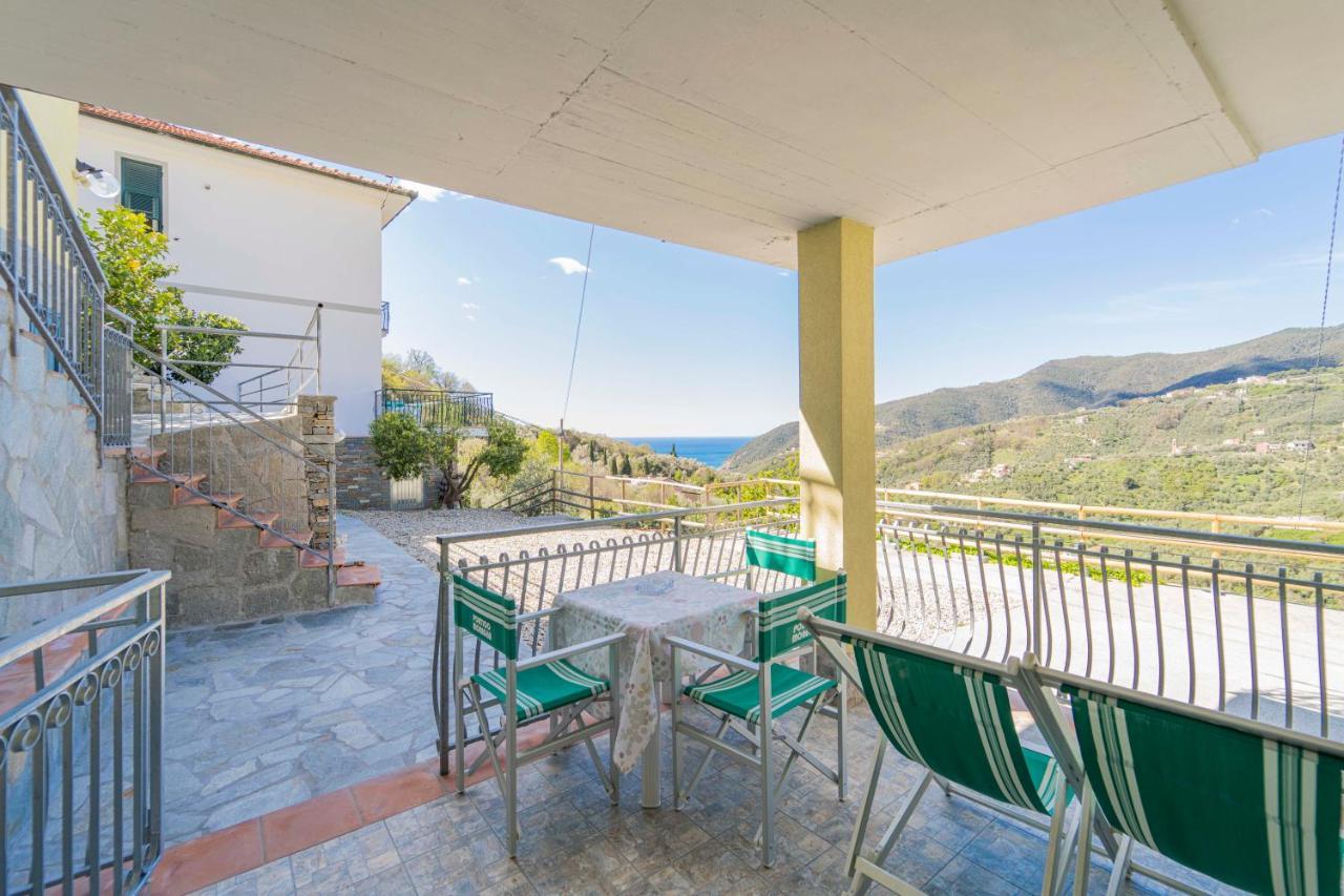 Casa Vacanza Il Portico Moneglia Exterior foto